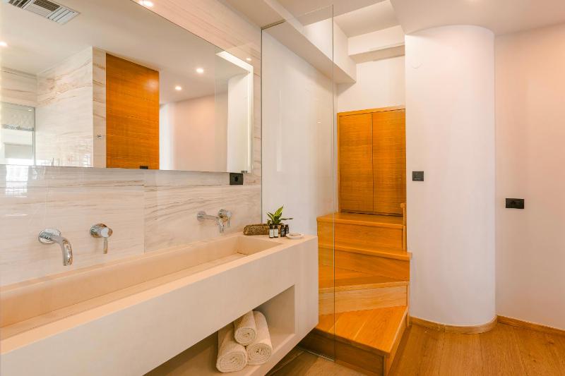 Querini Luxury Suites - image 8