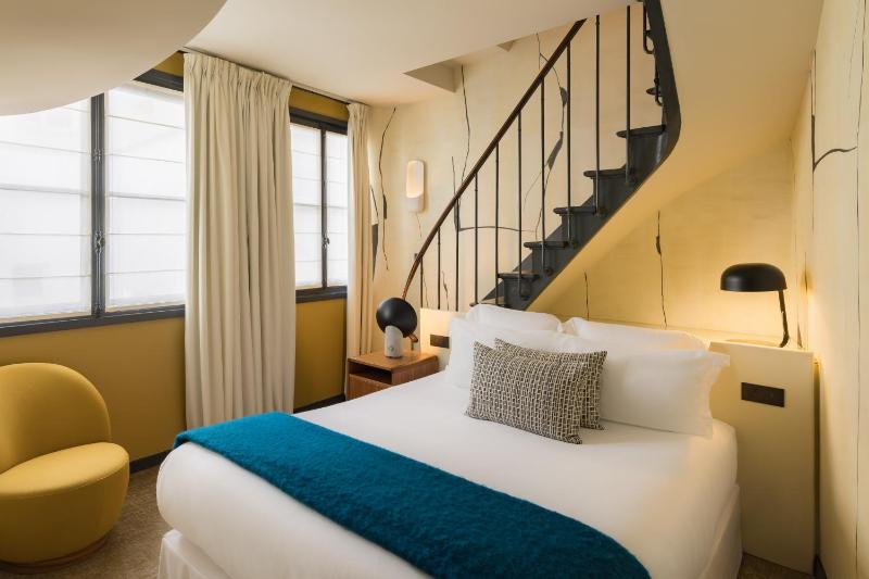 Classic Double or Twin Room image 1