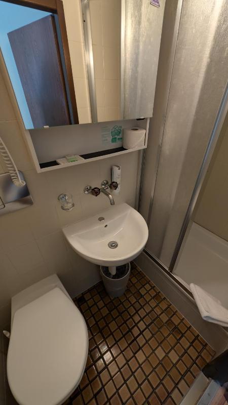 Single Room image 1