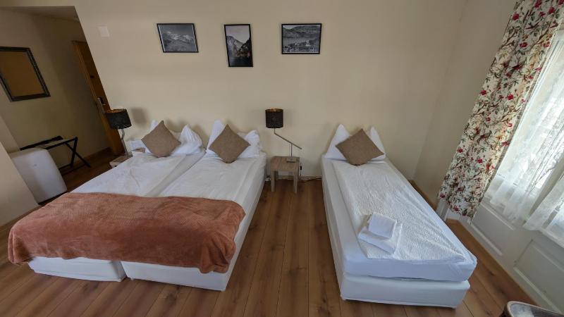 Classic Triple Room image 1