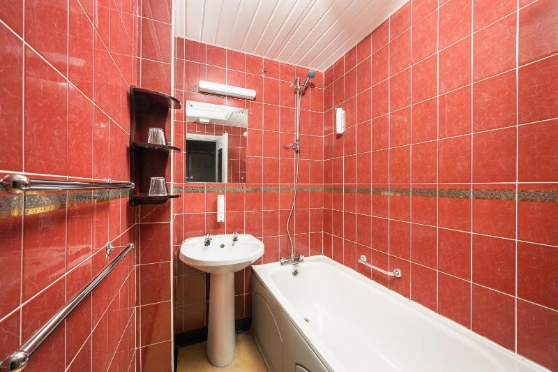 Single Room image 1
