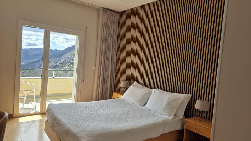 Double Room image 2