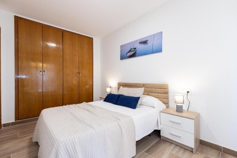 UHC Senator Apartments - image 11