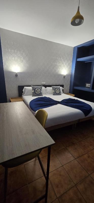 Double or Twin Room with Balcony image 3