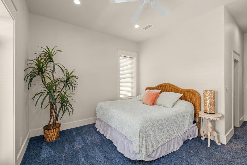 Breakers Home 8346 - image 6