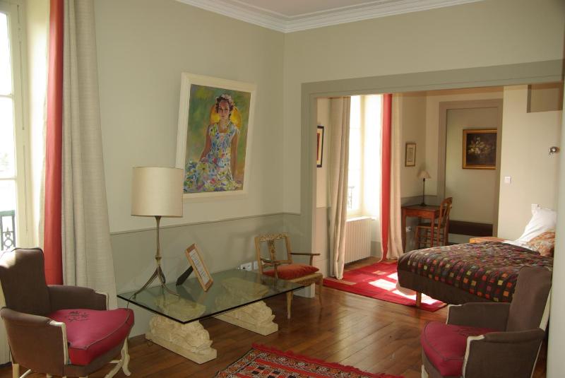 Comfort Double Room with Bath Tub image 4
