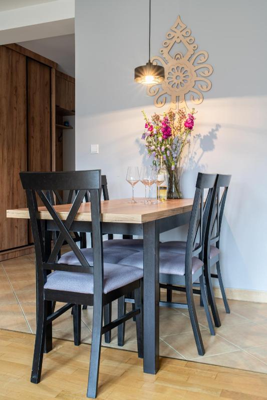 Apartament Lipki z widokiem na Giewont - image 16