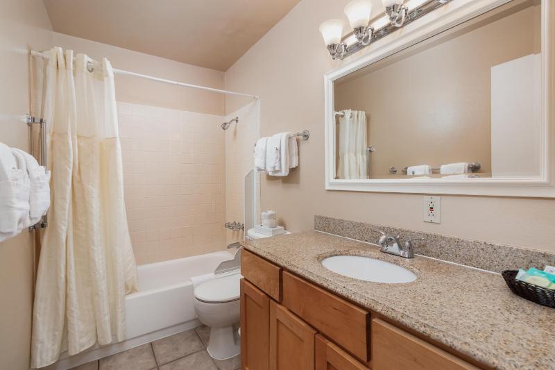 Ocean Terrace Condominiums - image 5