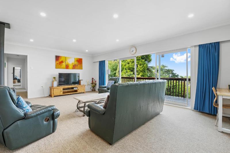 Skyline Staycation - Rotorua Holiday Home - image 16