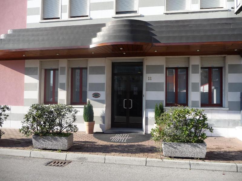 Hotel Paris - image 16