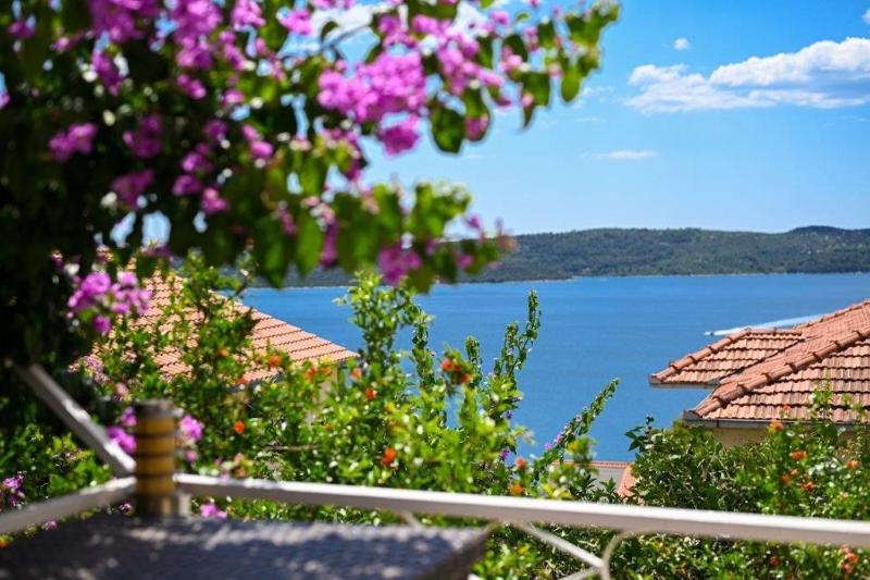Apartments with parking space Trogir - 24144 - image 5