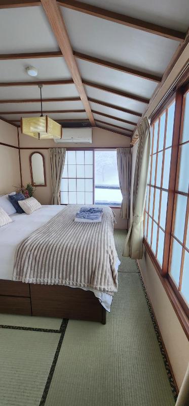 Myoko Ski Lodge in Akakura Village - image 10
