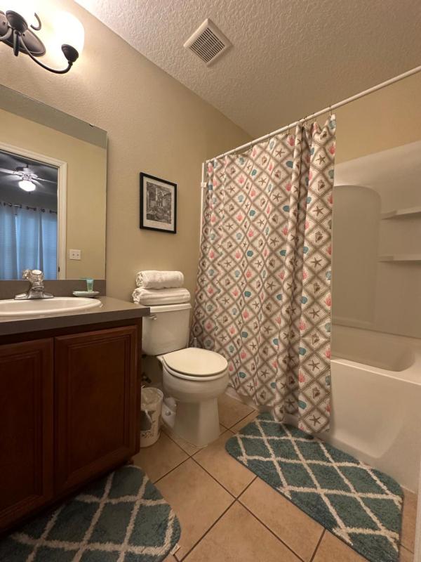 Grand Panoramic 3BR Townhouse Near Disney Parks - image 17