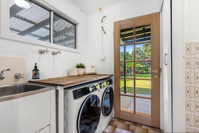 Piccolo Cottage - Firepit - 4 Mins Walk to Beach - image 25