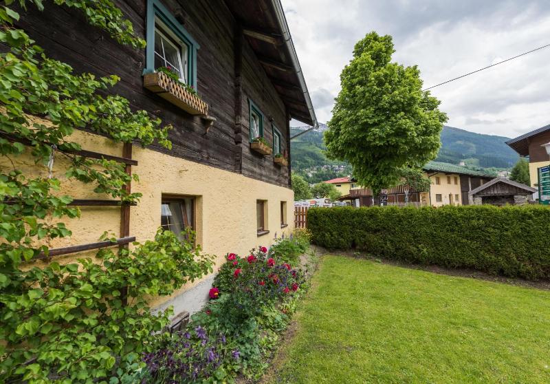 Four-Bedroom House image 2