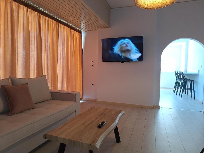 Superior Two Bedroom Apartment with Sea View image 4