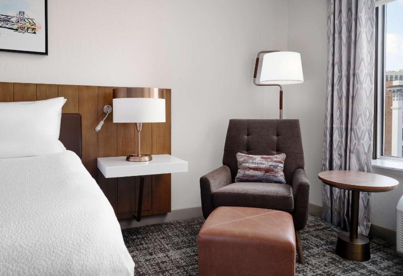 Hilton Garden Inn Detroit/Downtown - image 30