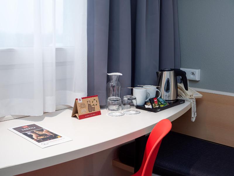 Superior Double Room image 3