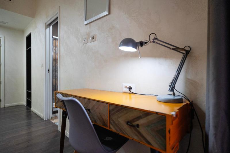 Quadruple Room with Private Bathroom image 3