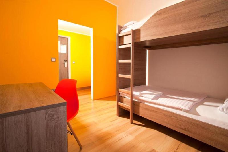 Bed in 2-Bed Mixed Dormitory Room image 1