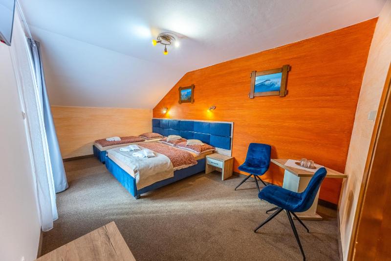 Triple Room image 4