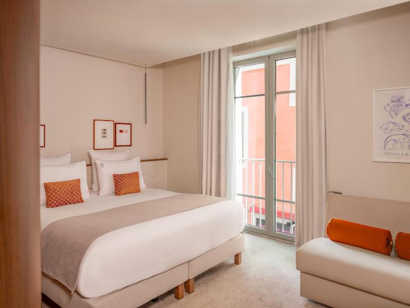 Double Room image 1