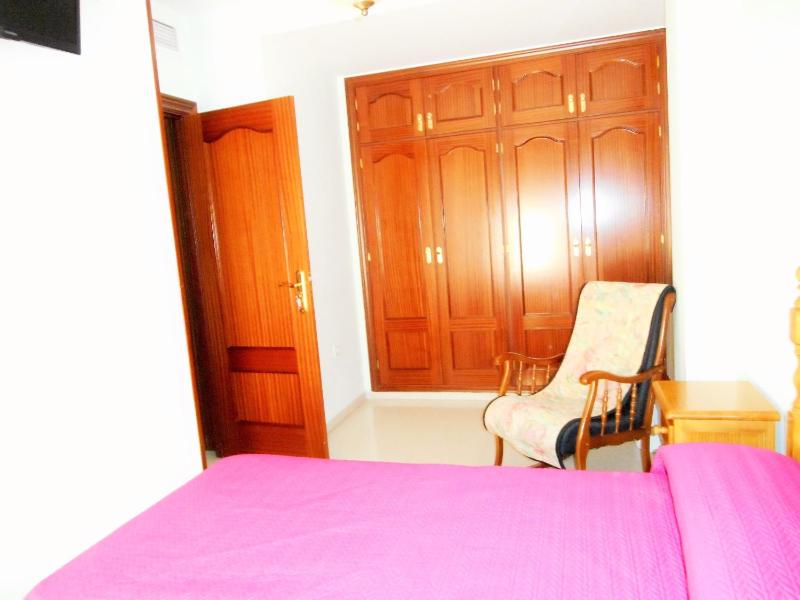 Comfort Triple Room image 3