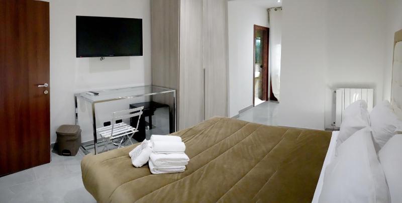 Triple Room with Private Bathroom image 1