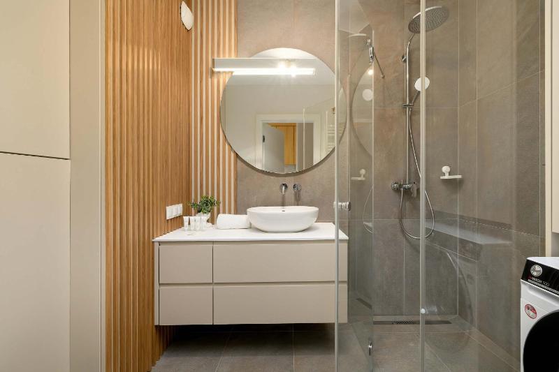 Exceptional Studio for 2 People in Katowice by Noclegi Renters - image 10