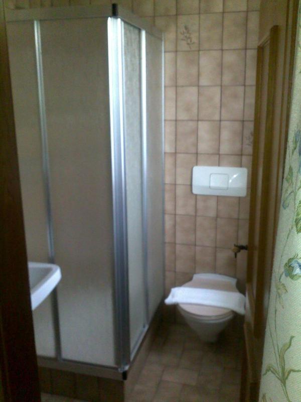 Single Room with Balcony no kitchen image 1