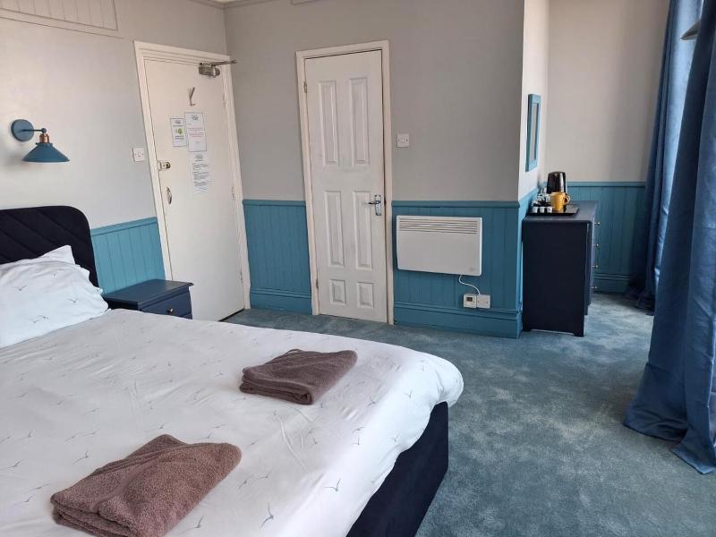 Superior Double Room image 1