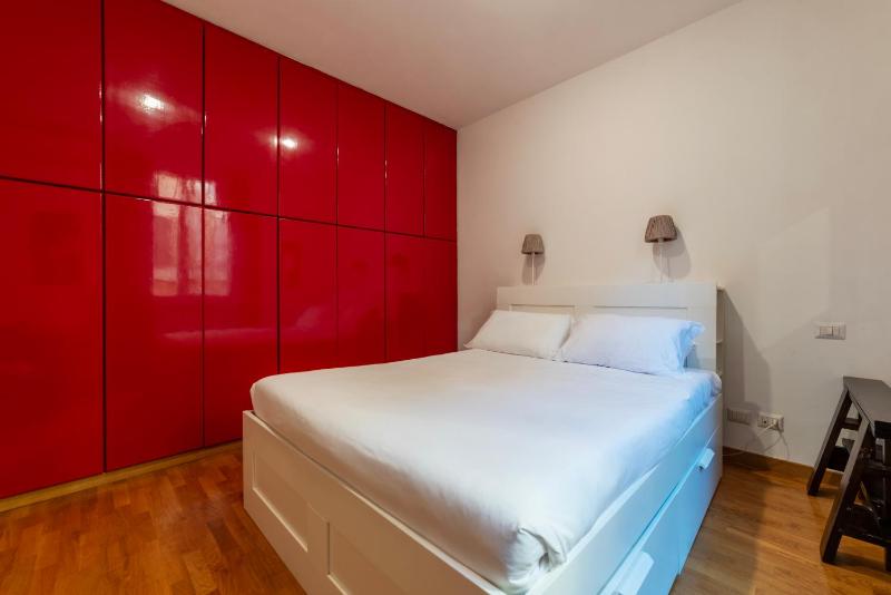 One-Bedroom Apartment image 1