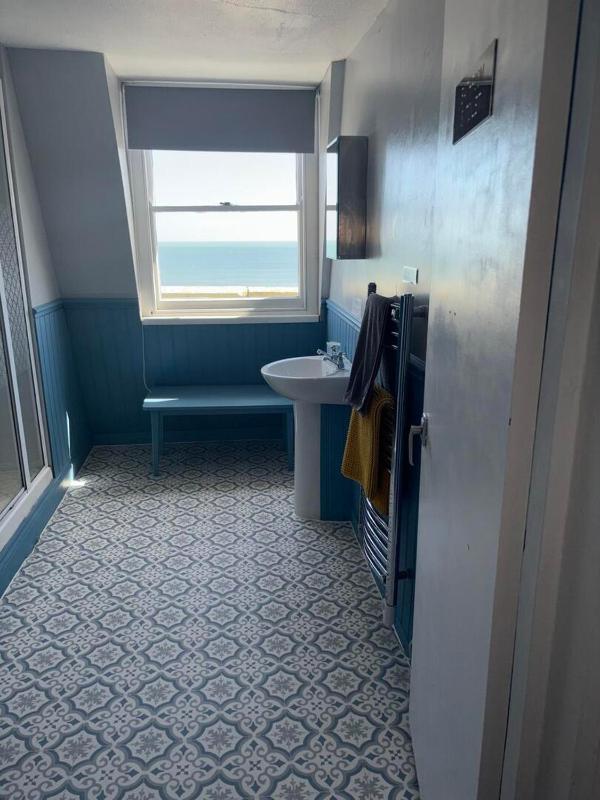 Superior Triple Room with Sea View image 4