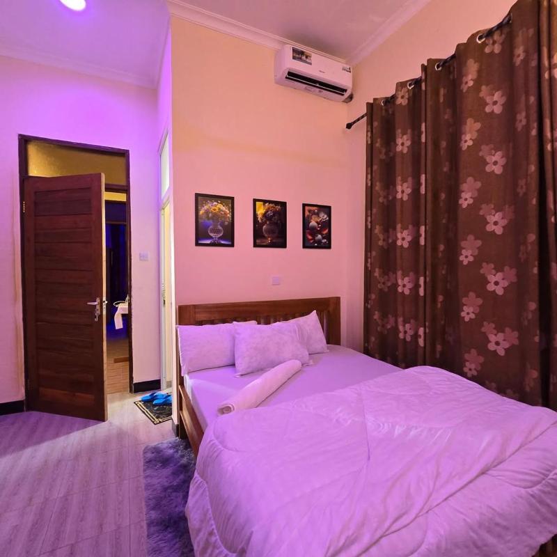 Kimile Apartments - image 1