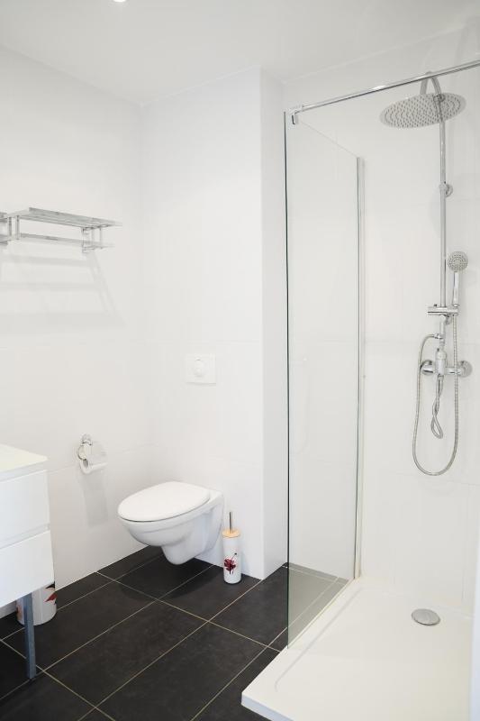 Single Room image 2