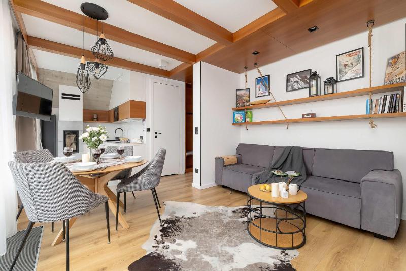 Górska Odskocznia - Apartament z Parkingiem oraz Dostępem do Basenu & Sauny by Noclegi Renters - image 10