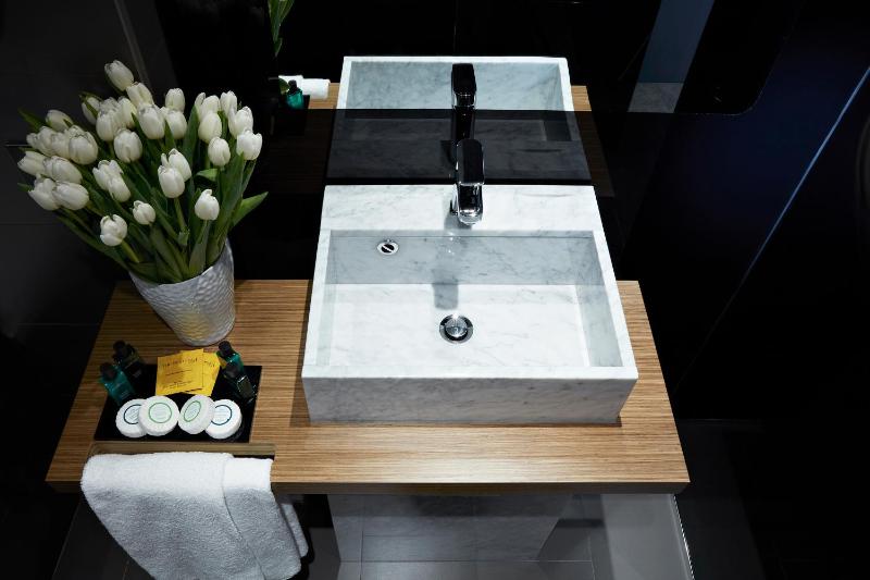 Superior Double or Twin Room with Terrace image 3