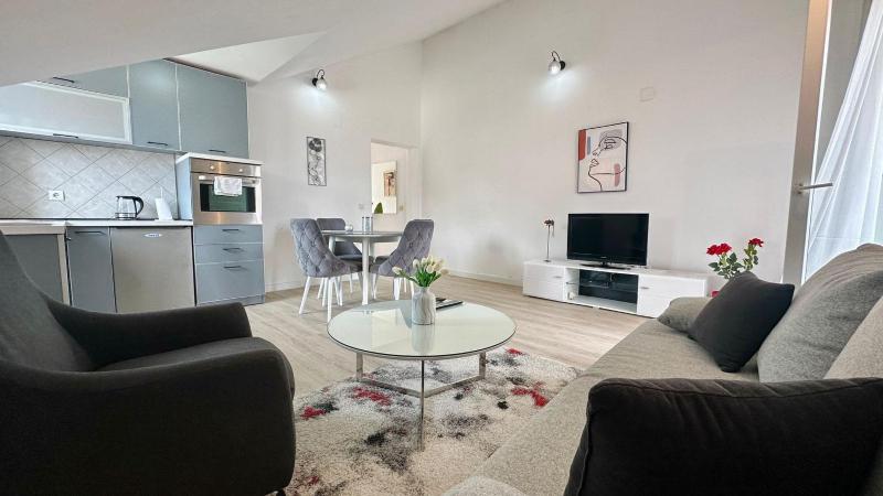 One-Bedroom Apartment with Balcony image 1