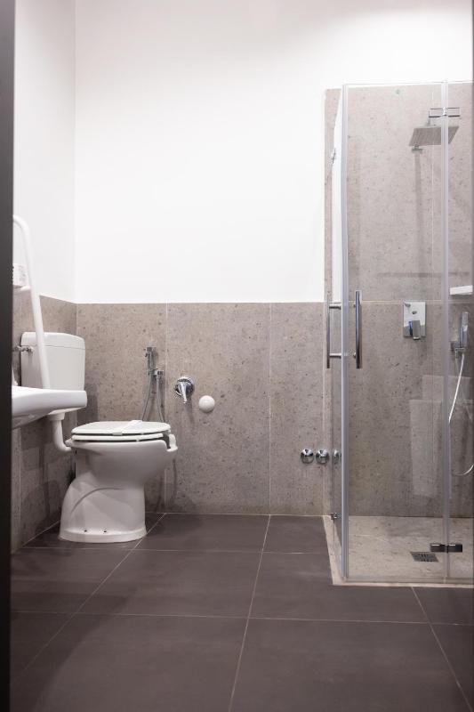 Double or Twin Room - Disability Access image 4