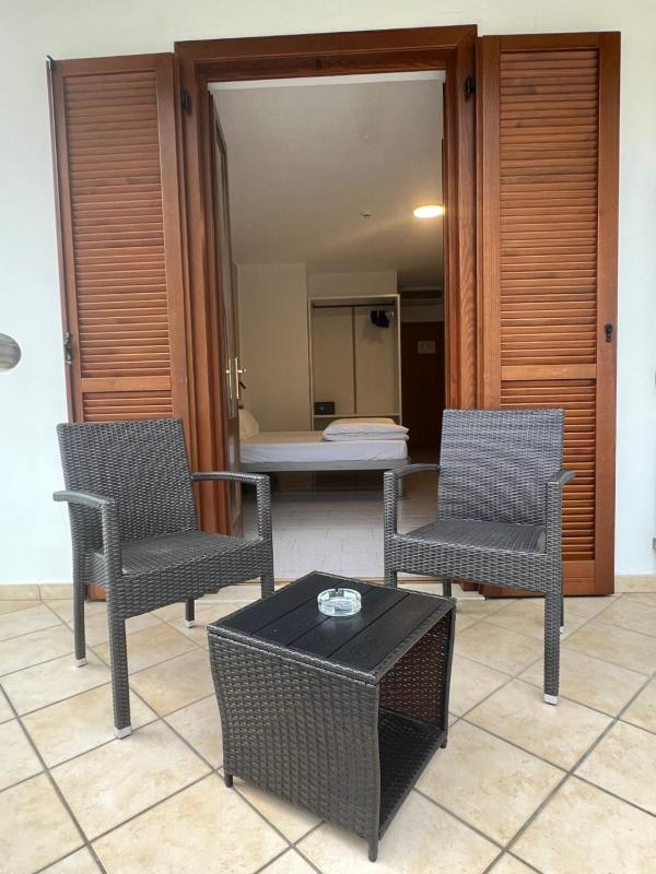 Triple Room with Mountain View image 4