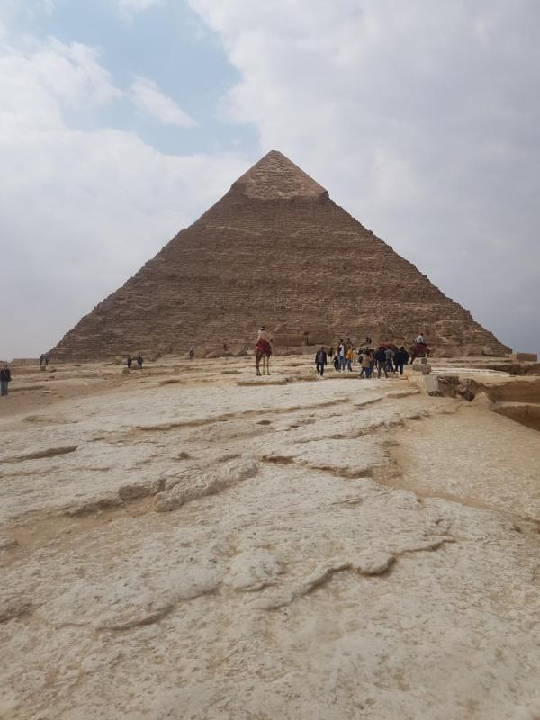 Mego pyramids view inn - image 6