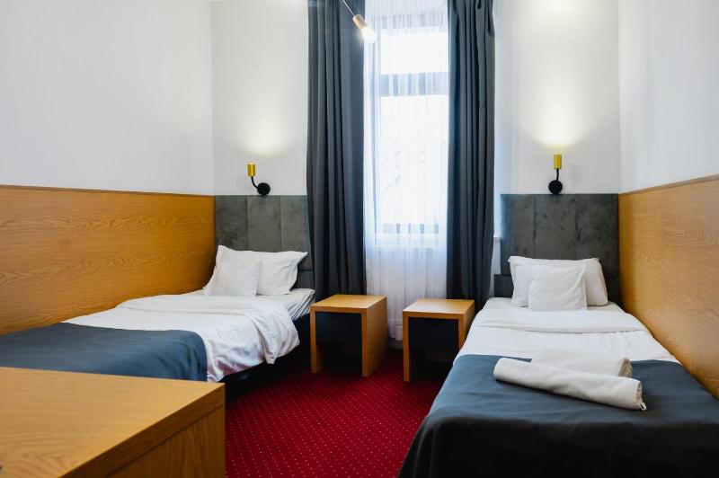 Standard Double or Twin Room image 1