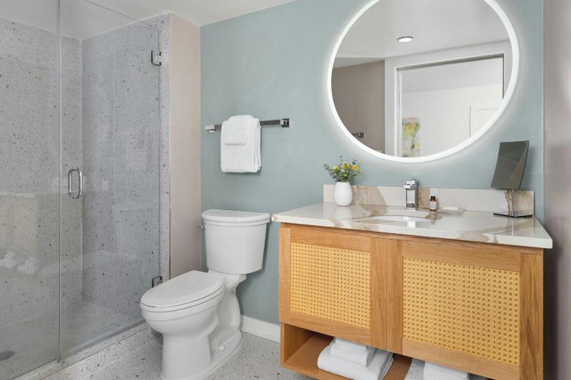 Two-Bedroom Suite image 2