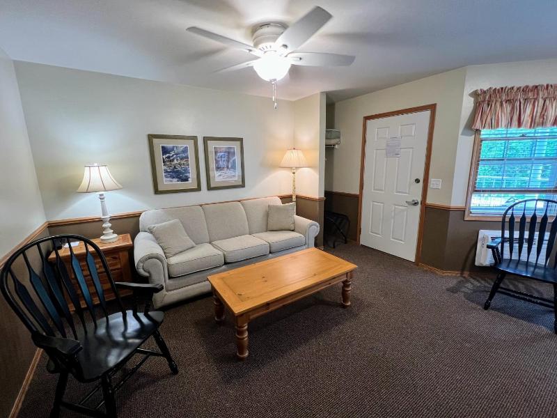 King Suite image 1