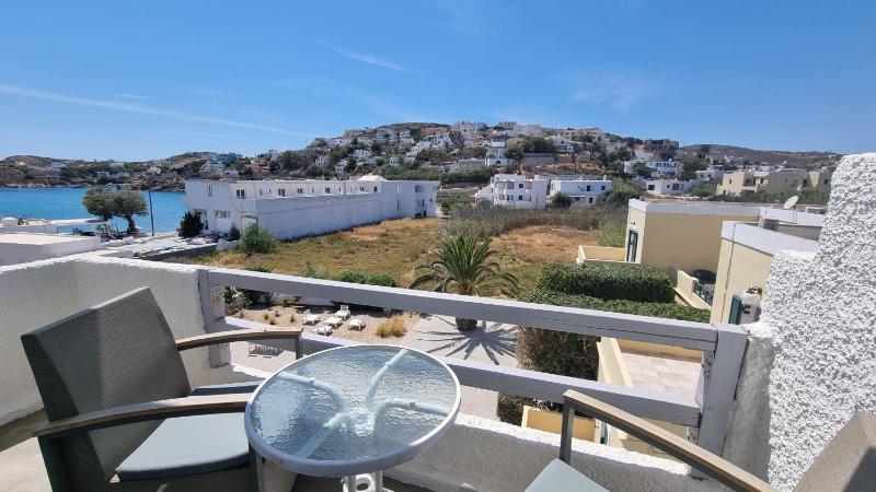 Superior Double or Twin Room with Sea View image 4