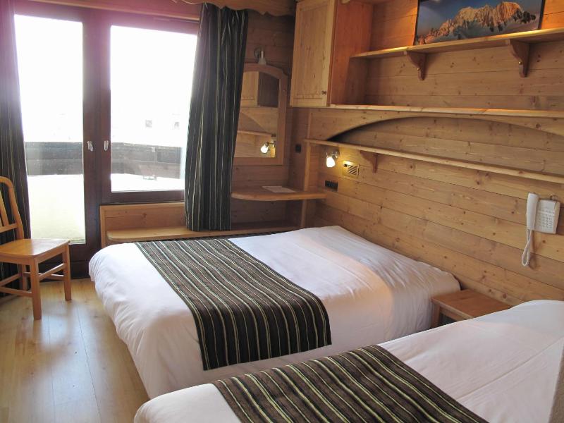 Large Double Room image 1