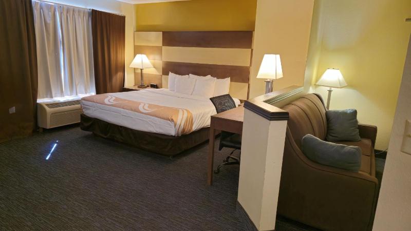 Executive Suite image 1