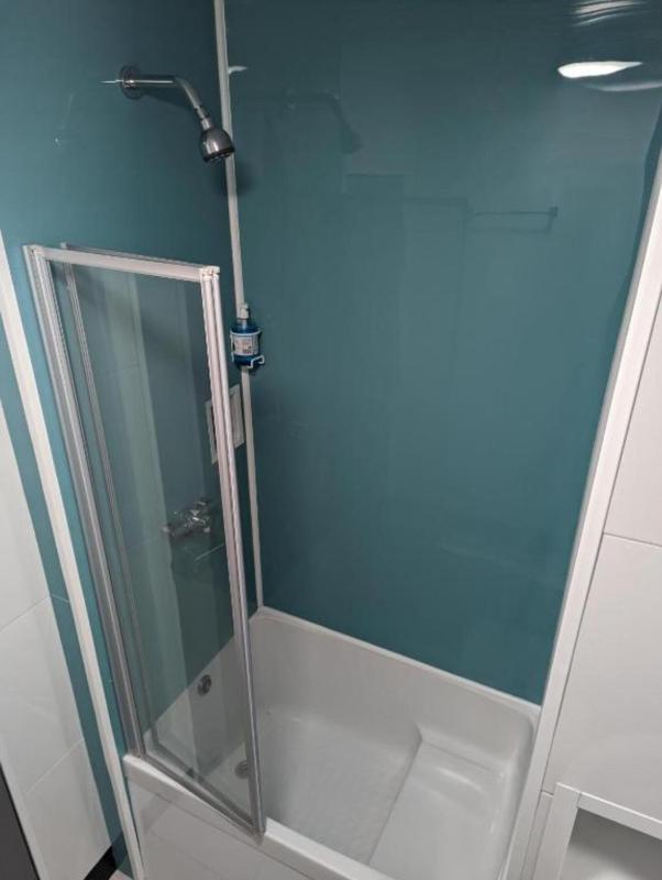 Standard Quadruple Room image 1