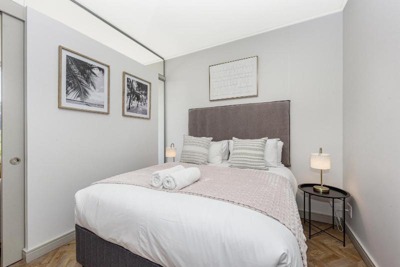 One Rosebank Apartments - image 9