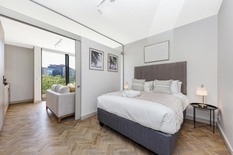 One Rosebank Apartments - image 11